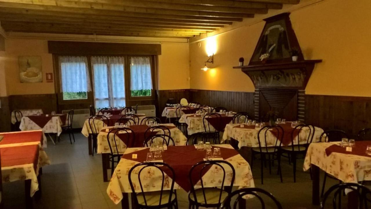 Capanna C.A.O. Hotel Brunate Eksteriør billede