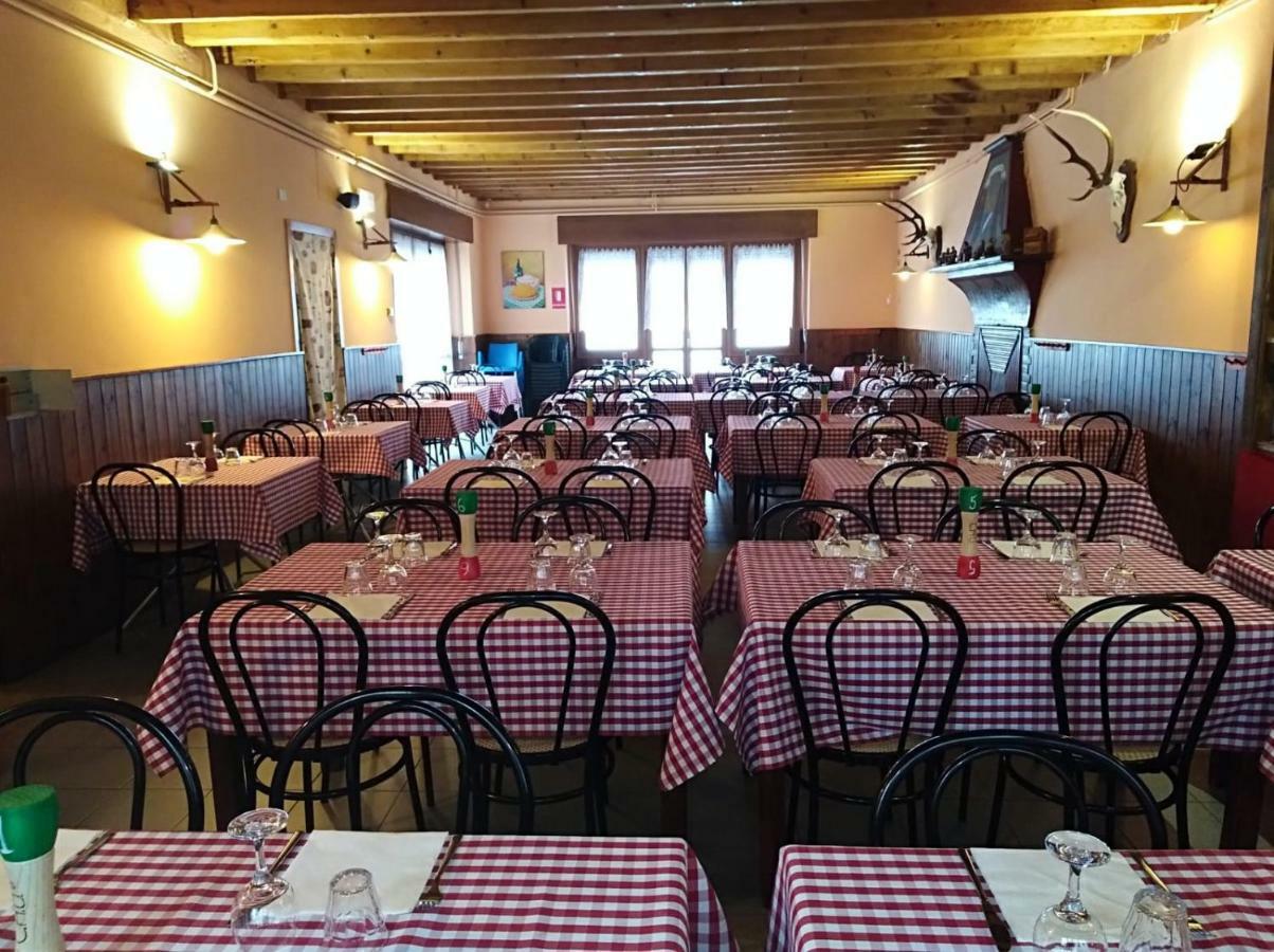 Capanna C.A.O. Hotel Brunate Eksteriør billede