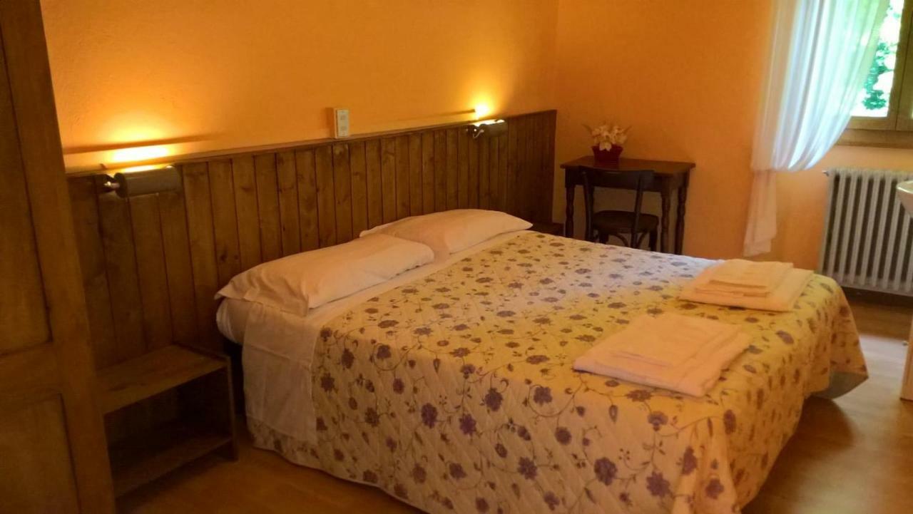 Capanna C.A.O. Hotel Brunate Eksteriør billede